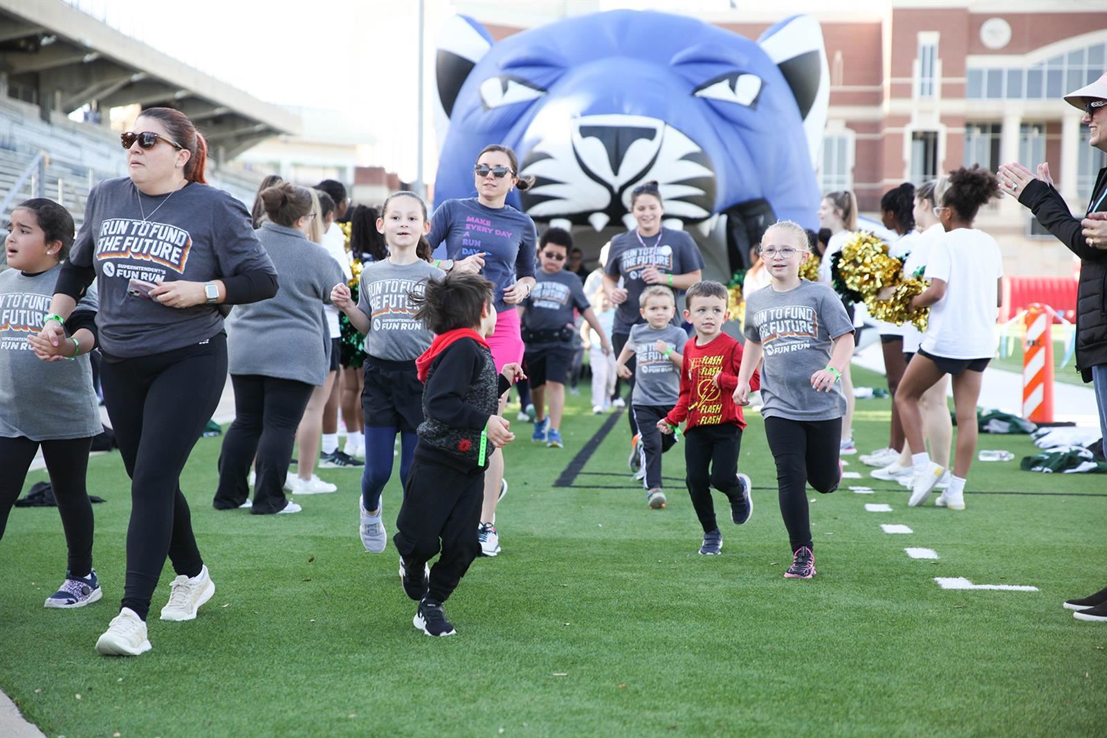 In addition to a 5K run, the Superintendent’s Fun Run features a 1-mile family-friendly walk/run.